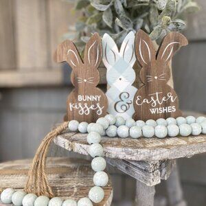 Wooden Bunny Kisses Trio Sitter